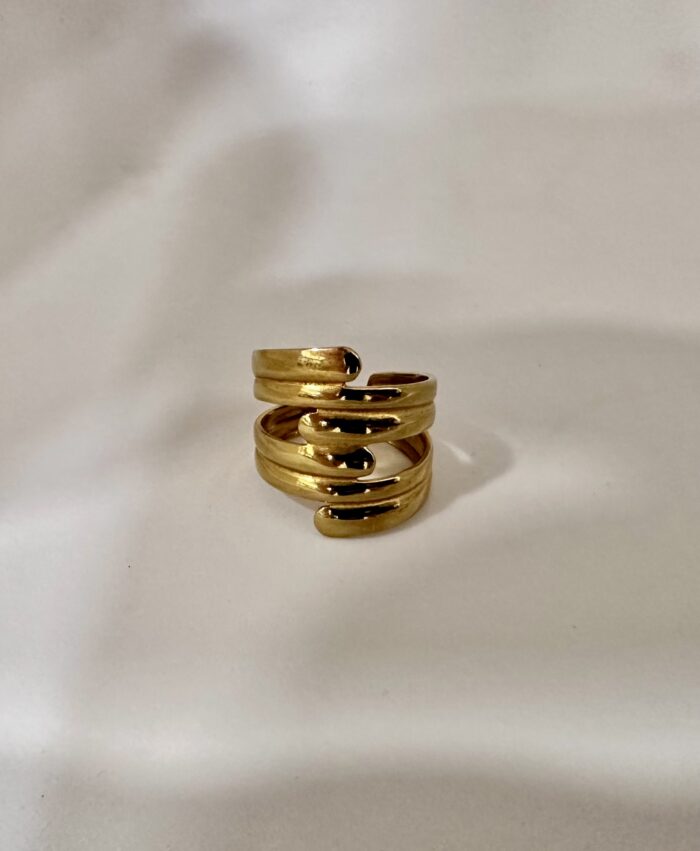 Ring gold 002 - Image 1